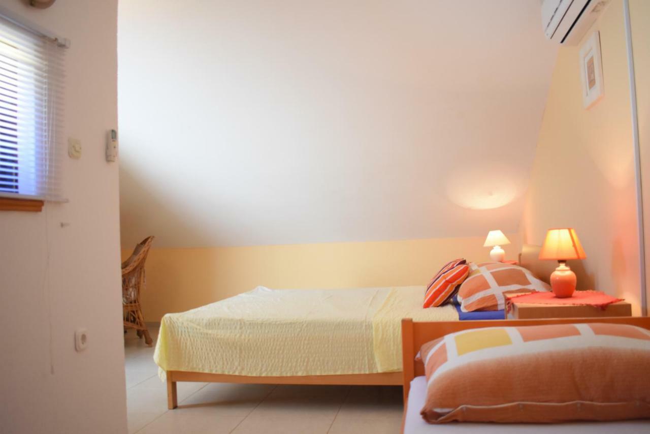 Apartments Srkoc Pinezici  Ngoại thất bức ảnh
